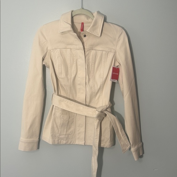Spanx XSmall Jacket Stretch Twill Shacket Eggshell ivory belted pockets NWT - Picture 2 of 8